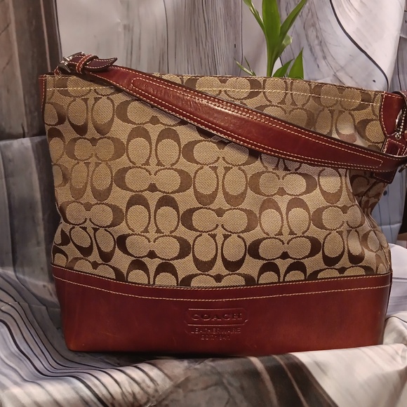 Coach Handbags - Coach Park Signature Hobo Jacquard Bag F12518